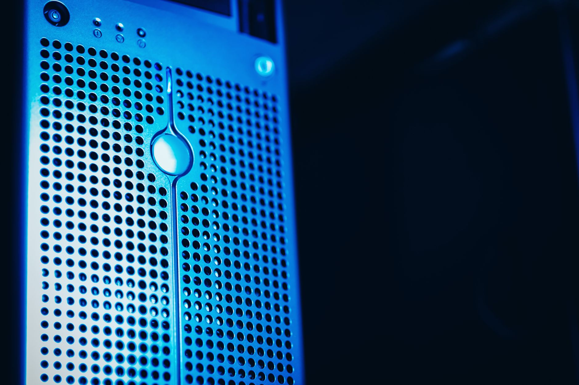 5 signs your business has outgrown shared hosting